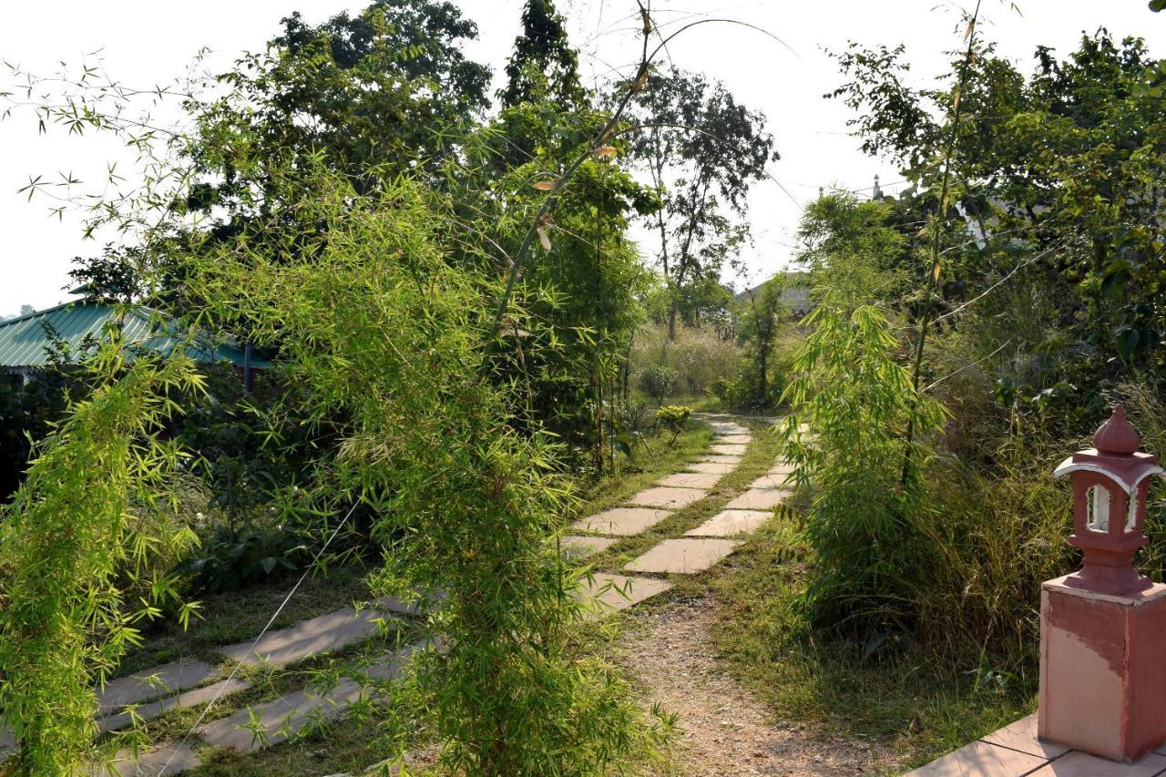 The Sky Imperial Jungle Camp Resort 贡珀尔格尔 外观 照片