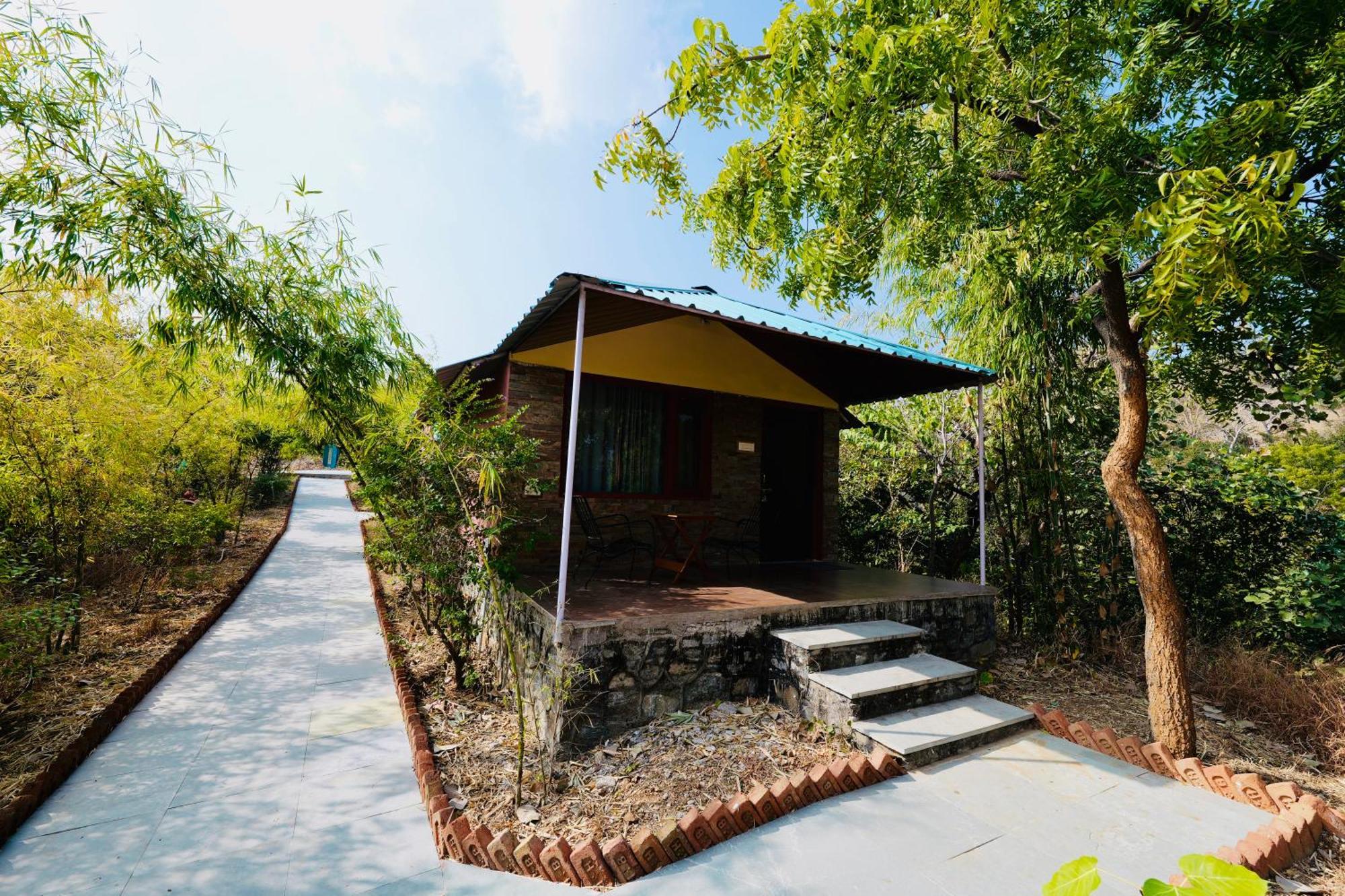 The Sky Imperial Jungle Camp Resort 贡珀尔格尔 外观 照片
